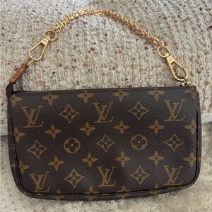 Louis Vuitton Vintage Pochette